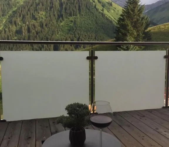 Mountain R Chalet Berwang