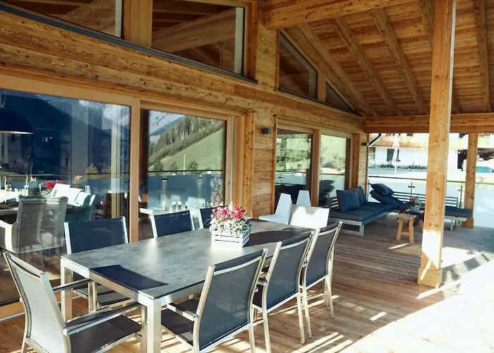 Mountain R Chalet
