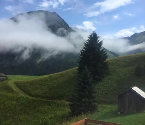 בקתה Mountain R *