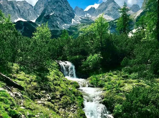 בקתה Mountain R *