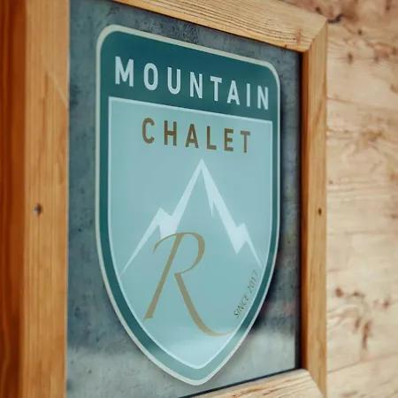 Mountain R شاليه بيروانغ