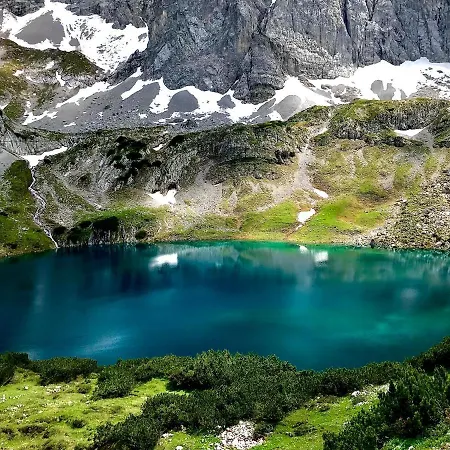 Mountain R シャレー *